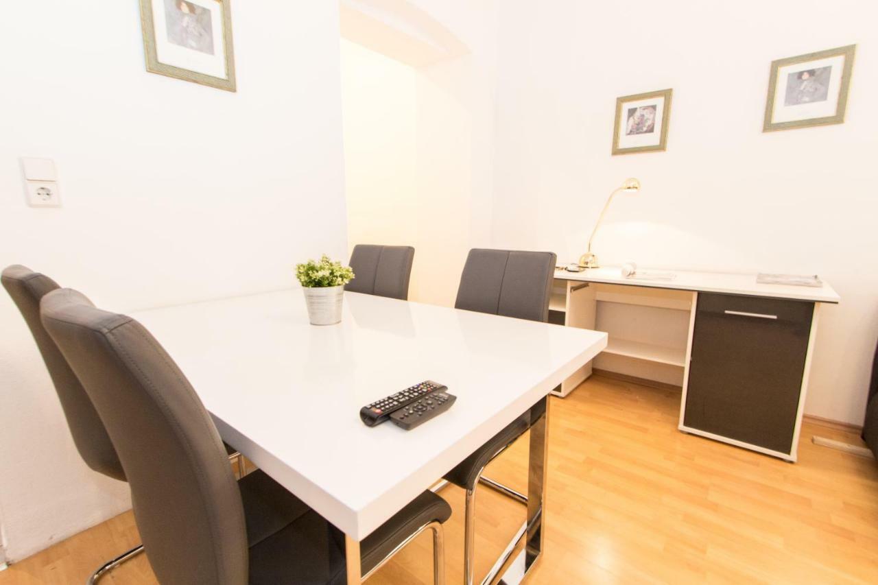 Apartment Meidling Wien Eksteriør bilde