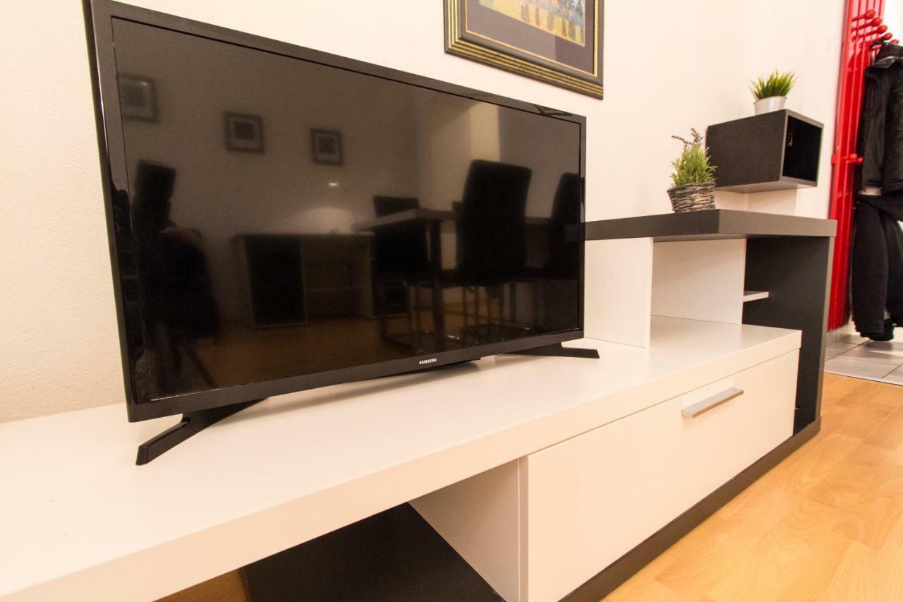 Apartment Meidling Wien Eksteriør bilde